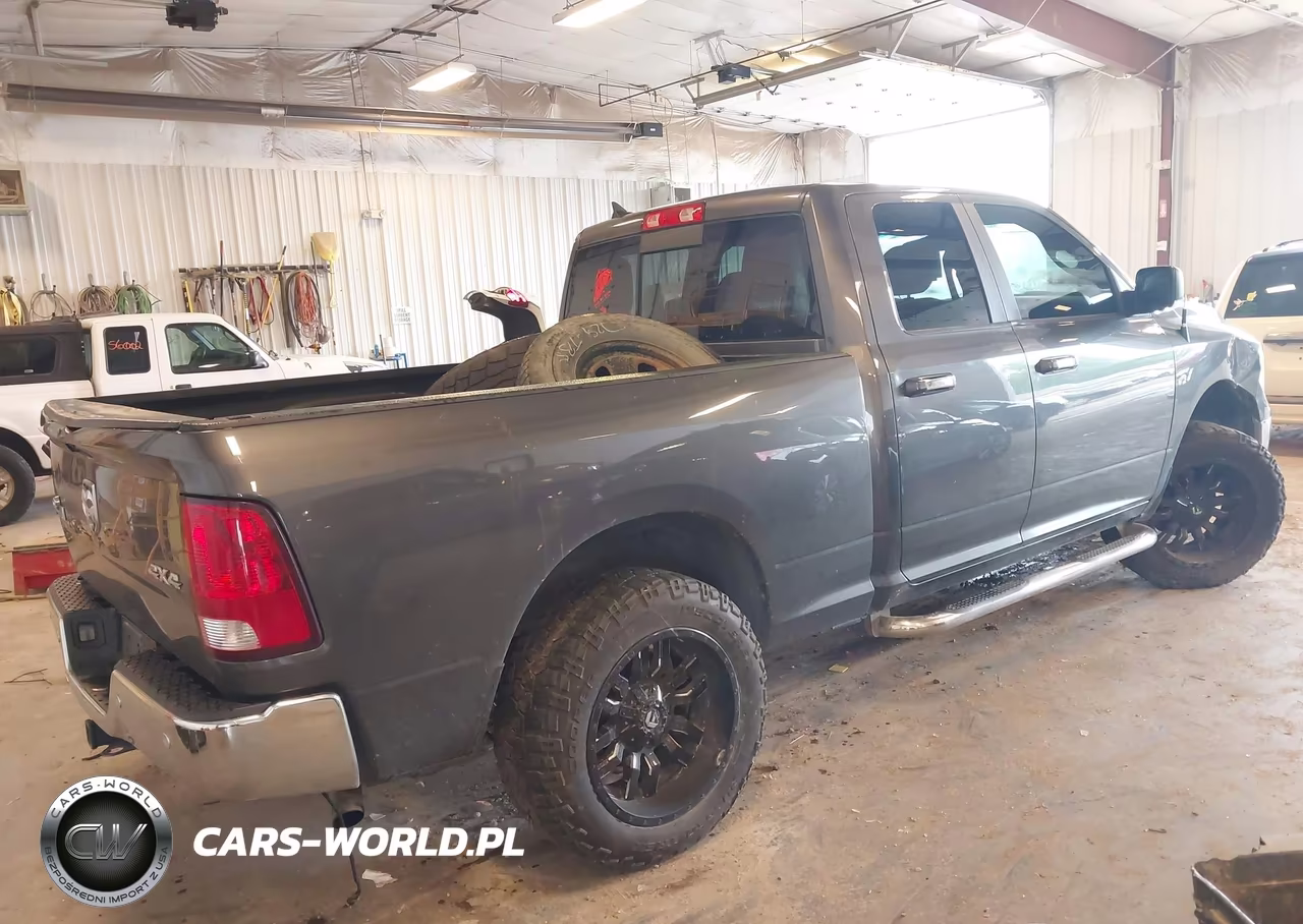 2018 Ram 1500 Big Horn 4X4 6'4 Box VIN:1C6RR7GG8JS231461 - 4