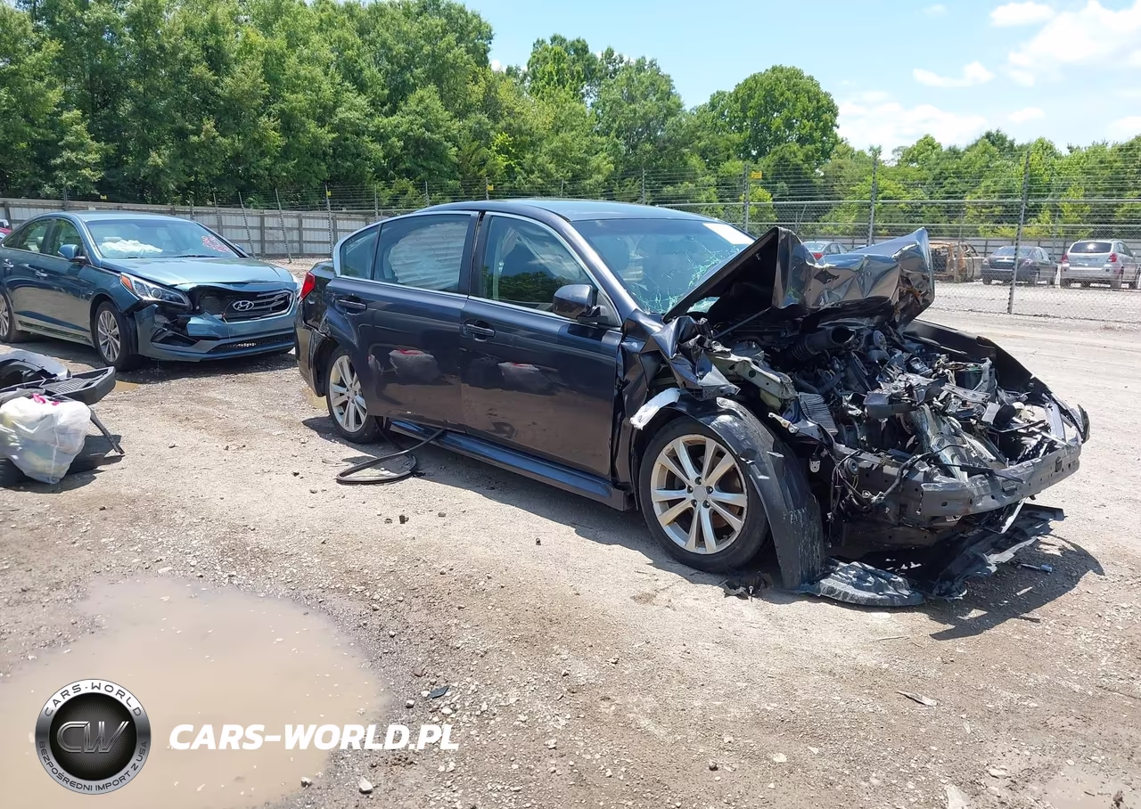 2013 Subaru Legacy 2.5I Premium – zdjęcie 1 z 11
