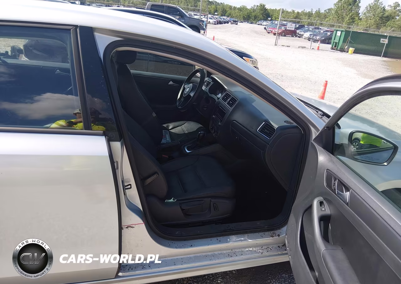 2014 Volkswagen Jetta 1.8T Se VIN:3VWD17AJXEM395739 - 5