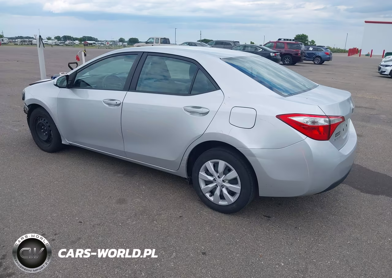 2016 Toyota Corolla Le VIN:5YFBURHE9GP368968 - 3