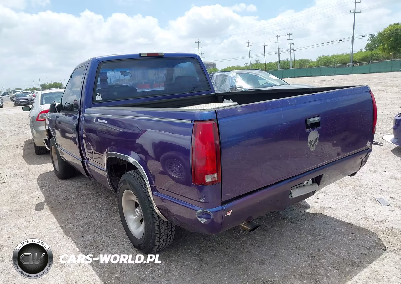 1997 Chevrolet C1500 Fleetside VIN:1GBEC14R9VZ183837 - 3