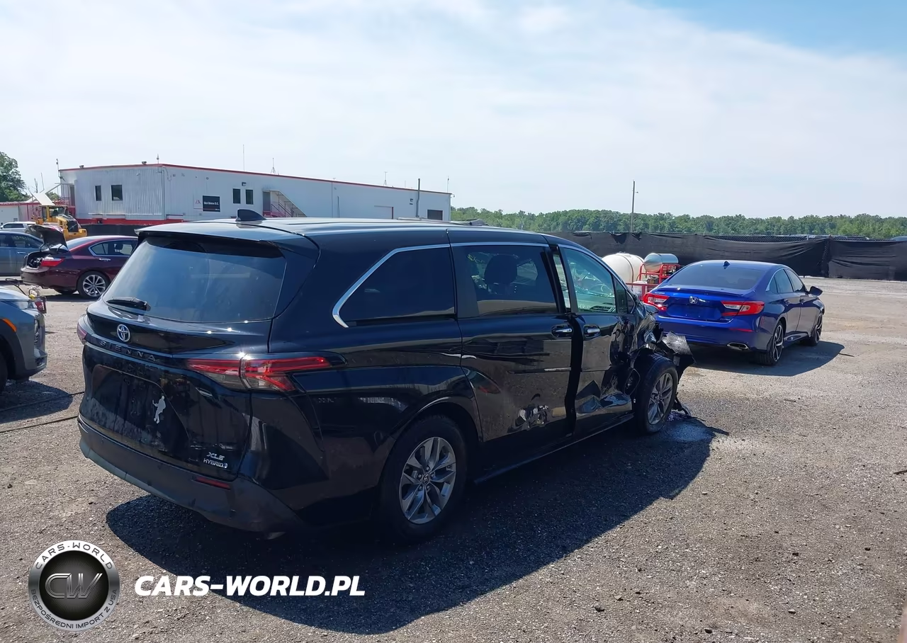 2022 Toyota Sienna Xle VIN:5TDYRKEC6NS131462 - 4