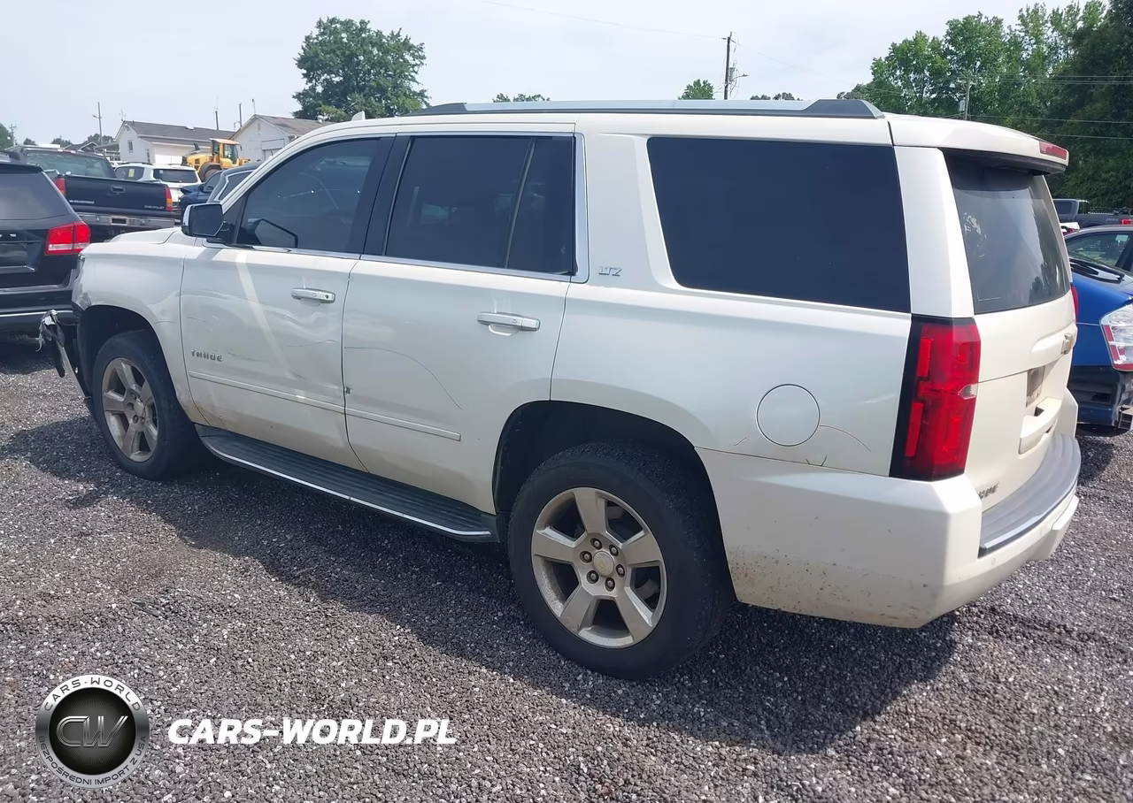 2015 Chevrolet Tahoe Ltz VIN:1GNSKCKC3FR721906 - 3