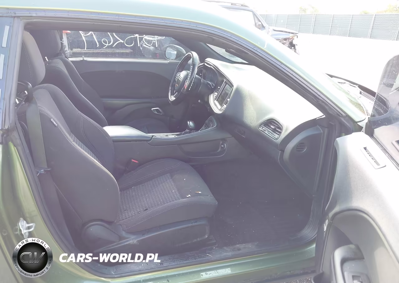 2018 Dodge Challenger Sxt VIN:2C3CDZAG5JH297284 - 5