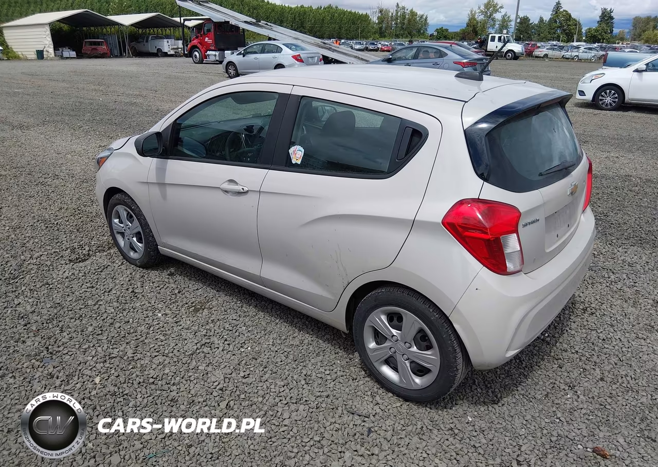 2019 Chevrolet Spark Ls Cvt VIN:KL8CB6SA1KC816628 - 3