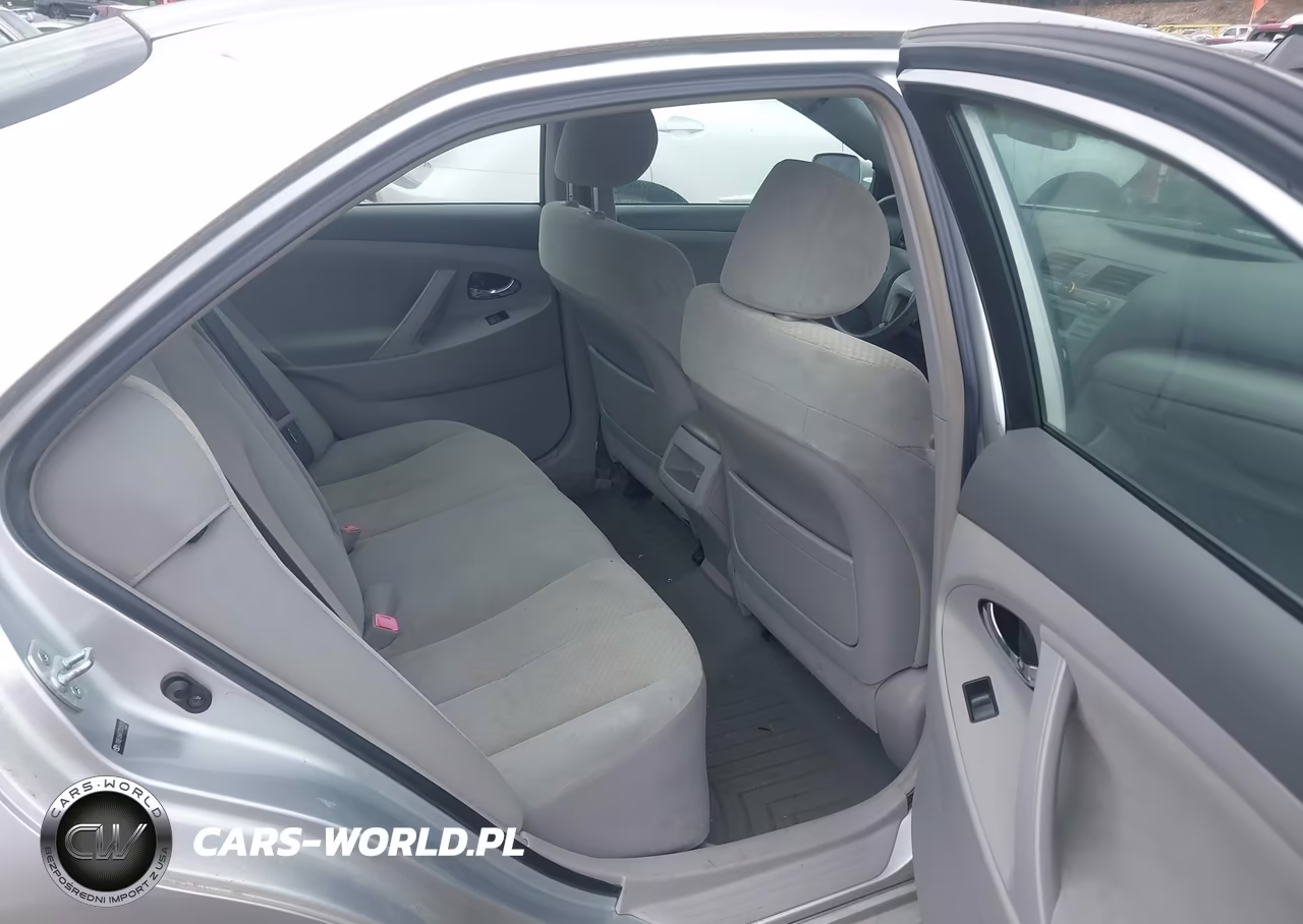 2007 Toyota Camry Le VIN:JTNBE46KX73039385 - 8