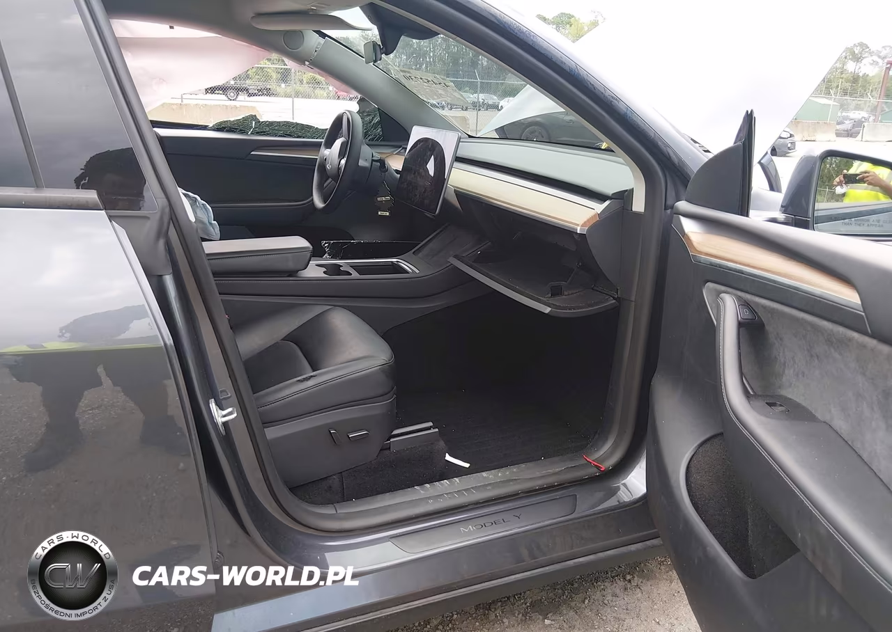 2023 Tesla Model Y Rwd VIN:7SAYGDED5PF945977 - 5