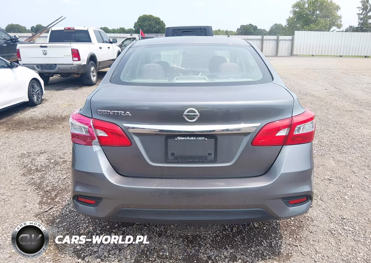 2018 Nissan Sentra S VIN:3N1AB7AP9JY331396 - 16