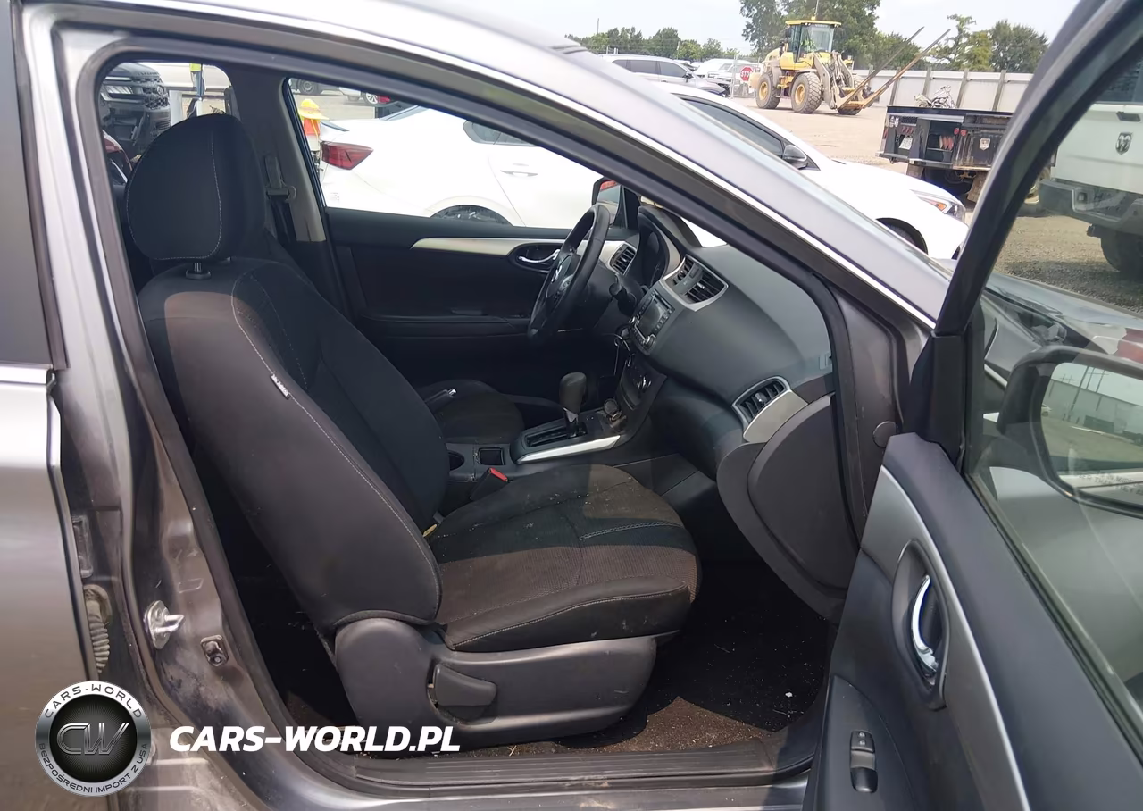 2018 Nissan Sentra S VIN:3N1AB7AP9JY331396 - 5