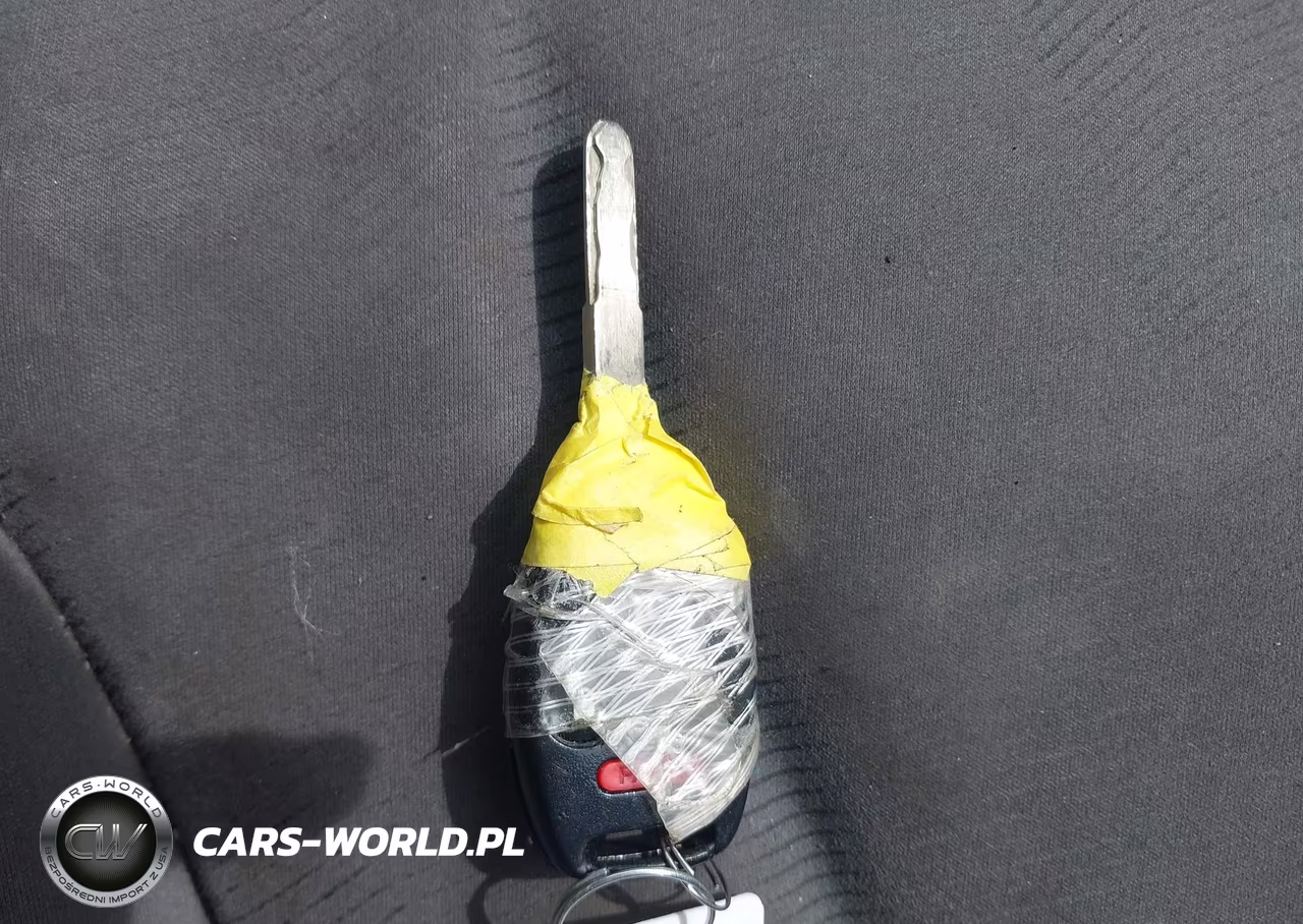 2012 Honda Fit VIN:JHMGE8H32CS008279 - 11