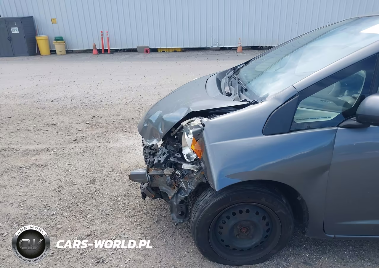 2012 Honda Fit VIN:JHMGE8H32CS008279 - 16