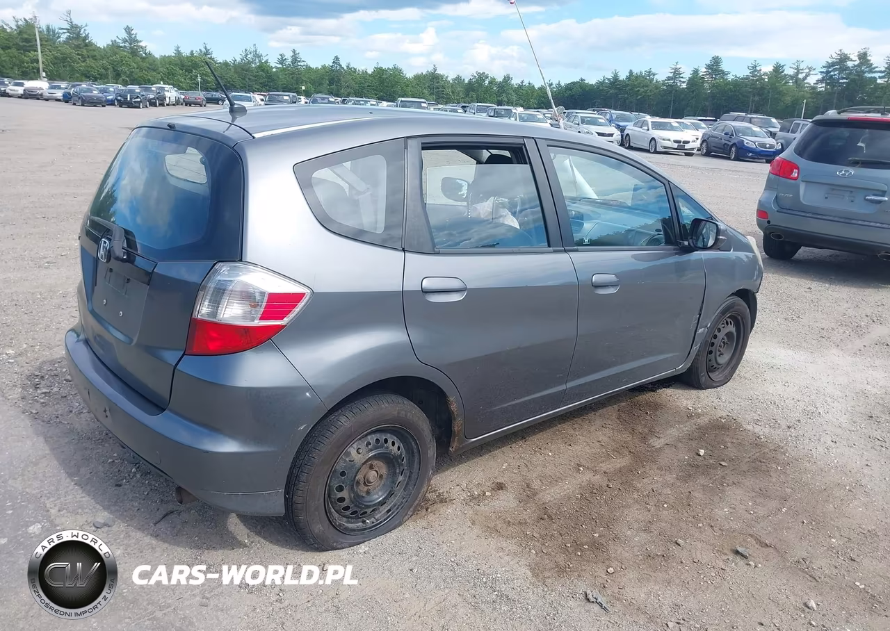 2012 Honda Fit VIN:JHMGE8H32CS008279 - 4