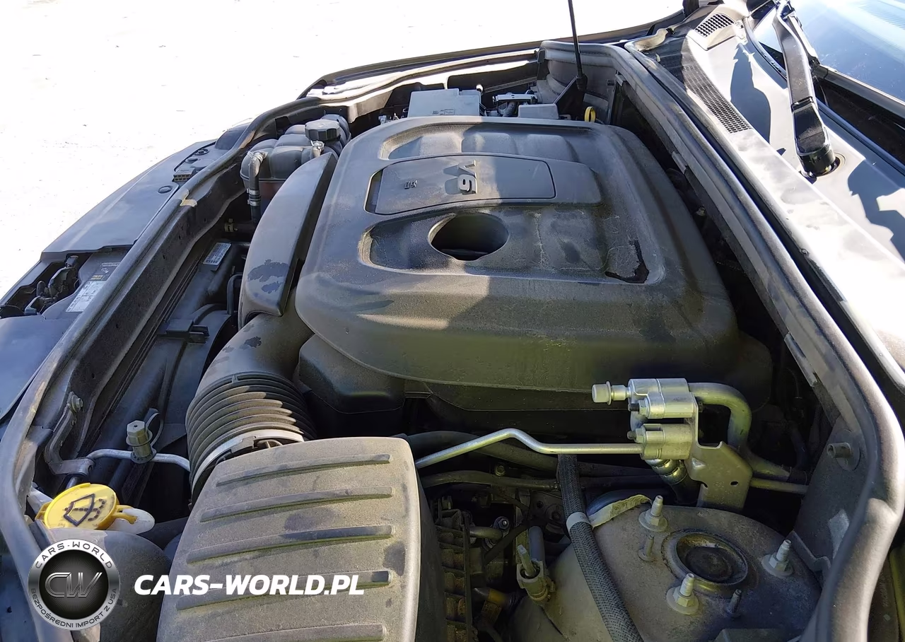 2019 Jeep Grand Cherokee Laredo E 4X4 VIN:1C4RJFAG7KC754162 - 10