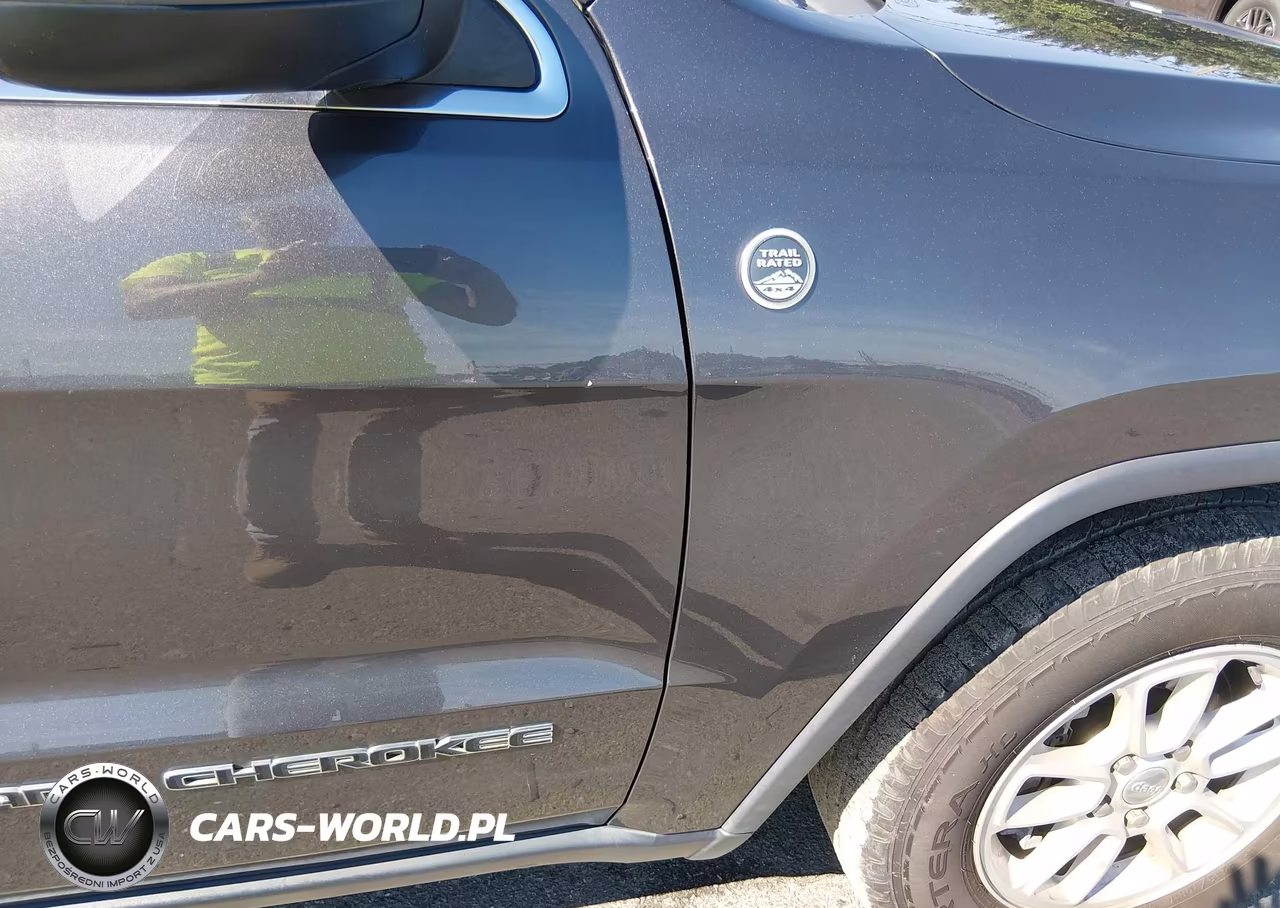 2019 Jeep Grand Cherokee Laredo E 4X4 VIN:1C4RJFAG7KC754162 - 12