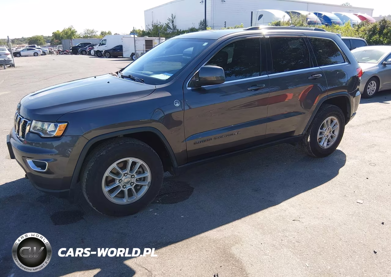 2019 Jeep Grand Cherokee Laredo E 4X4 VIN:1C4RJFAG7KC754162 - 2