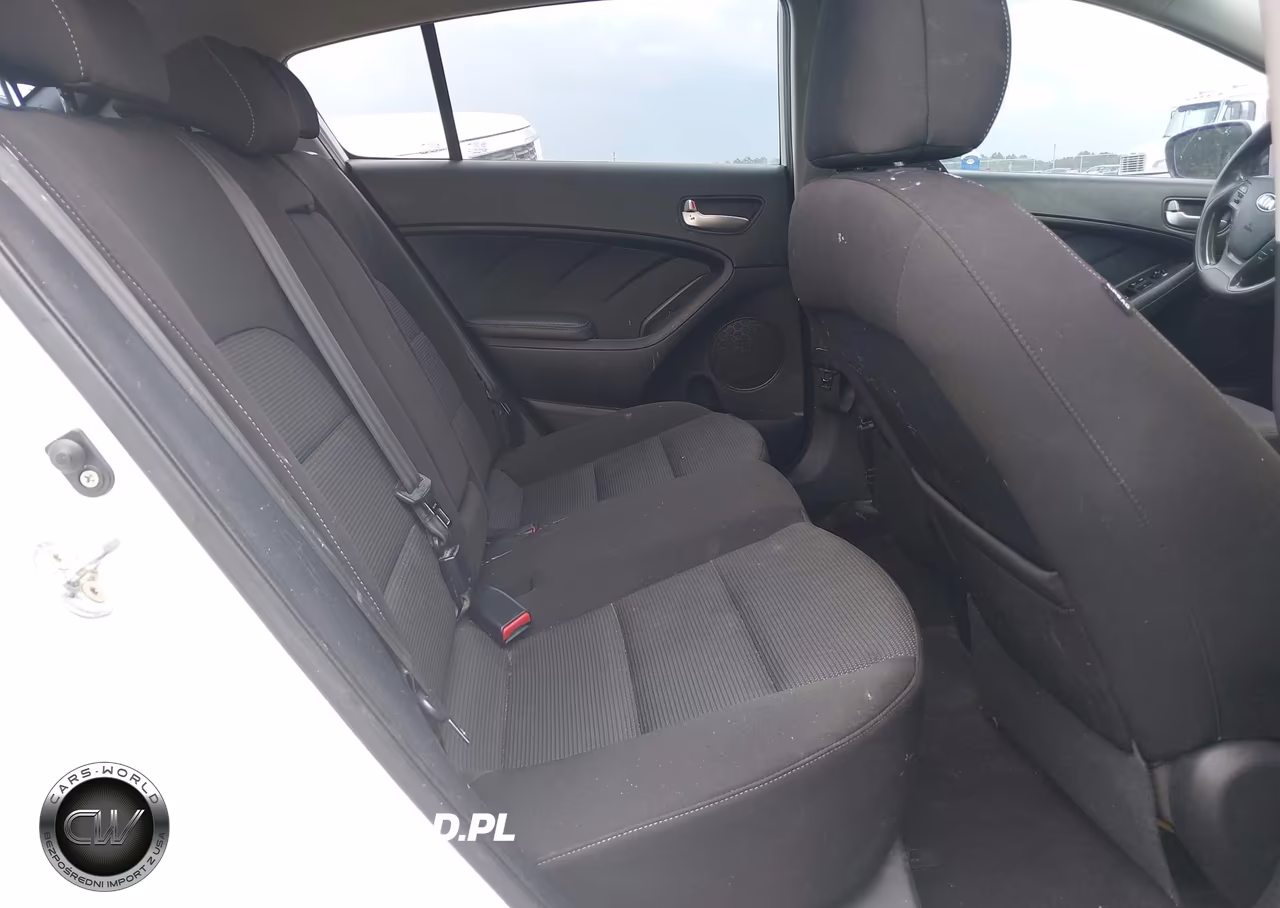 2017 Kia Forte Lx VIN:KNAFK5A88H5718221 - 8