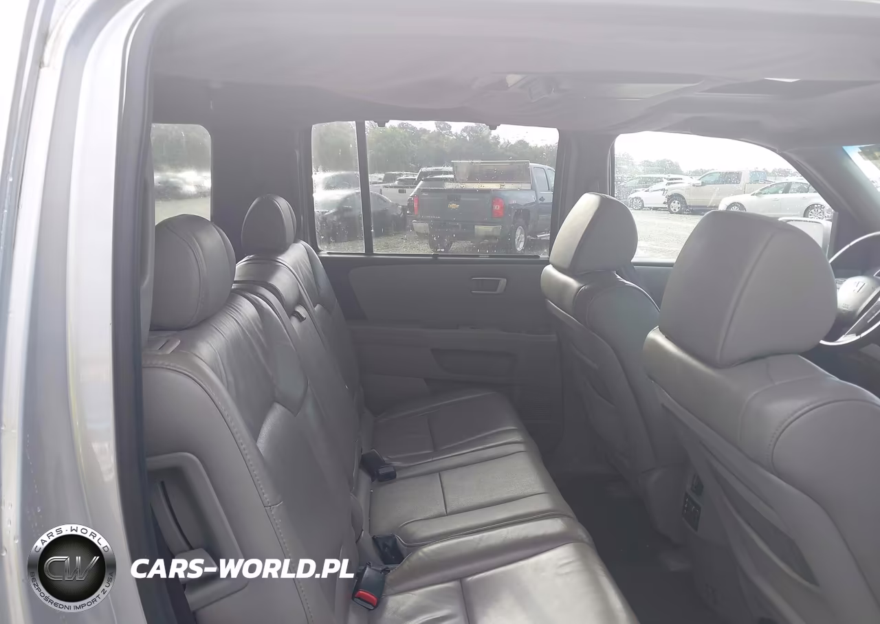 2011 Honda Pilot Touring VIN:5FNYF3H94BB035487 - 8