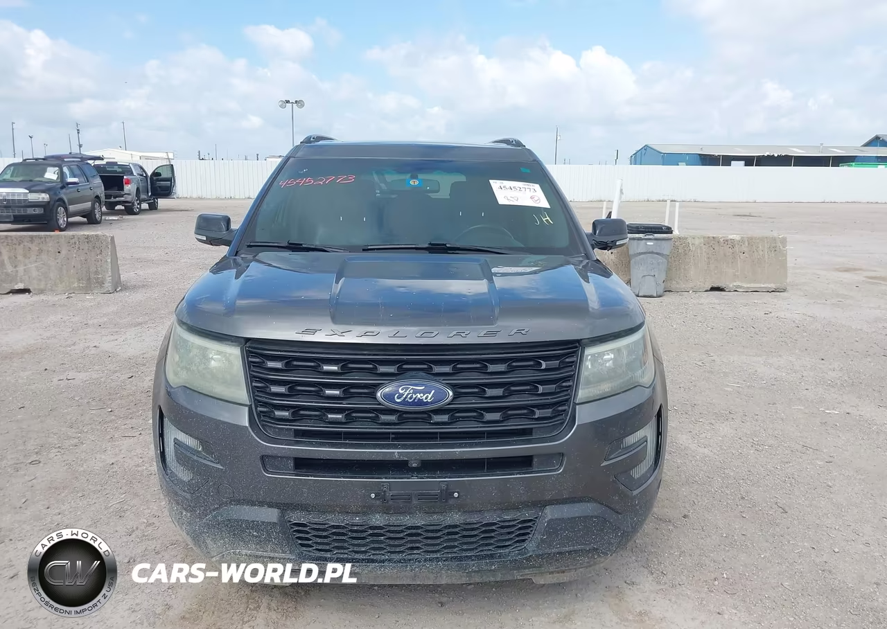 2016 Ford Explorer Sport VIN:1FM5K8GT7GGB15710 - 12