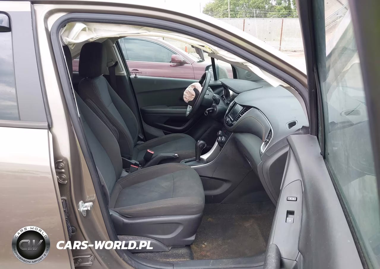 2020 Chevrolet Trax Fwd Ls VIN:KL7CJKSB1LB342003 - 5