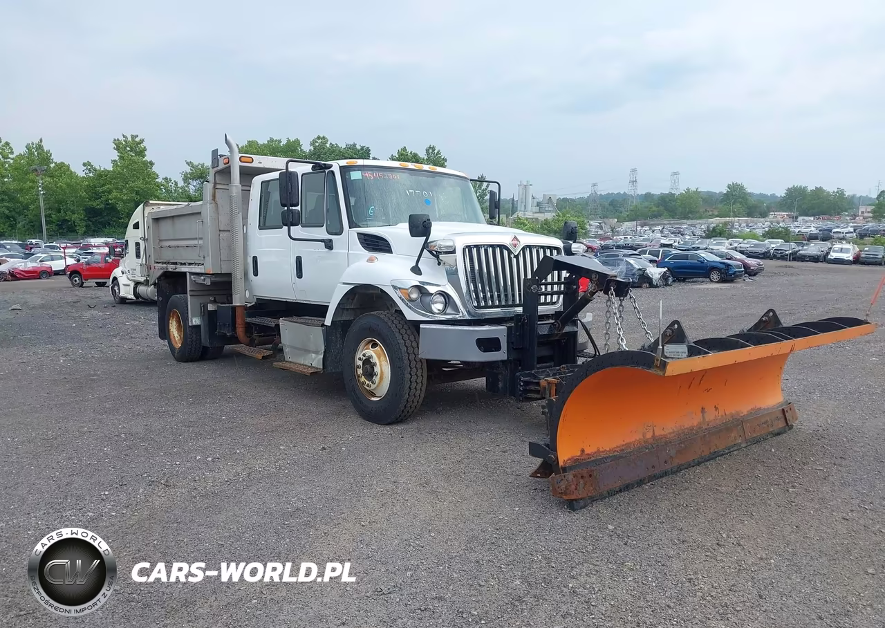 2017 International Workstar 7400 – zdjęcie 1 z 15