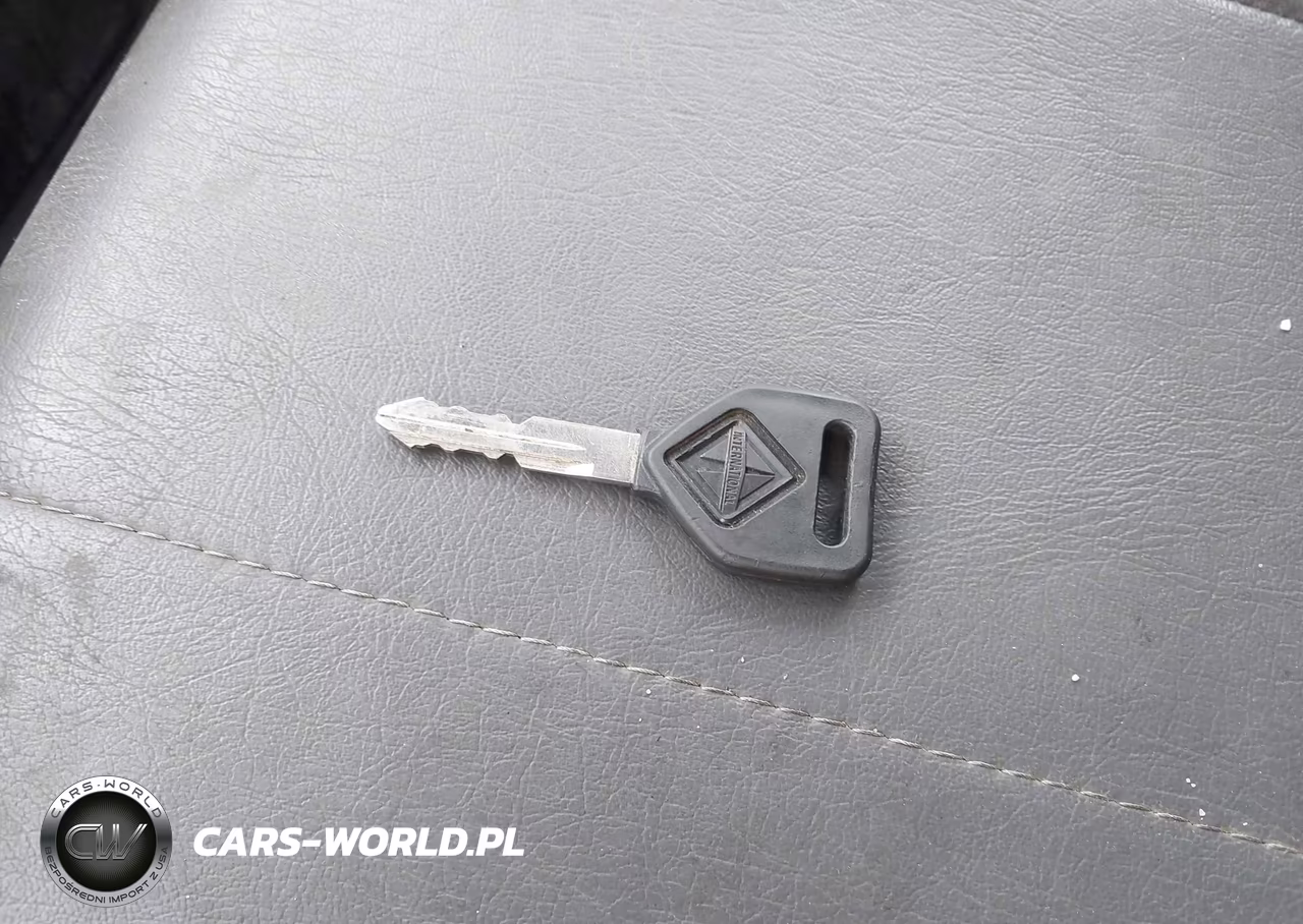 2017 International Workstar 7400 VIN:3HAWDTAR7HL477953 - 10