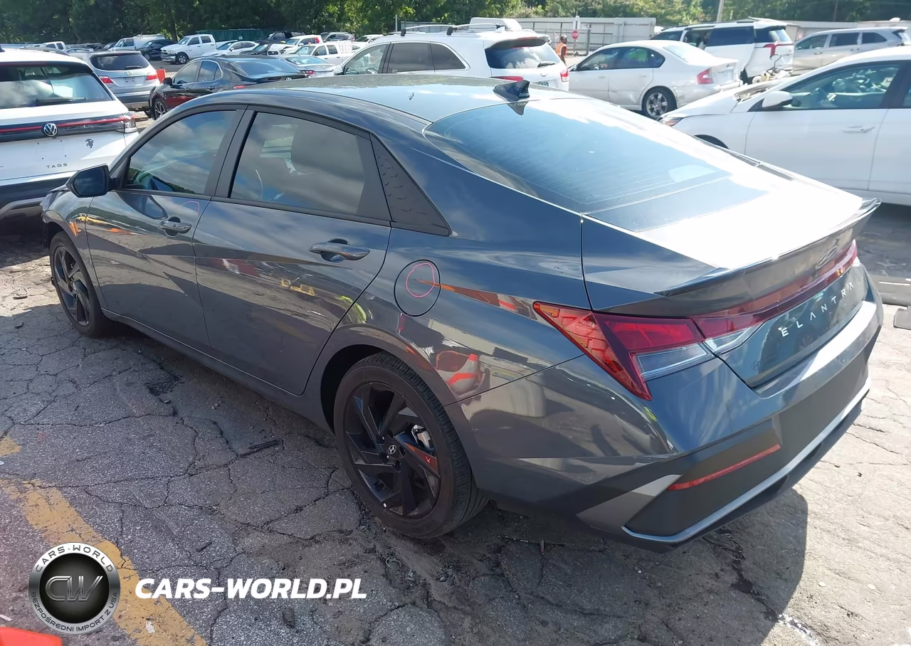 2026 Hyundai Elantra Sel Sport VIN:KMHLM4DG4TU110865 - 3