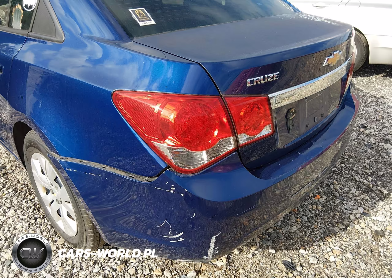 2013 Chevrolet Cruze Ls Auto VIN:1G1PA5SH0D7269200 - 12