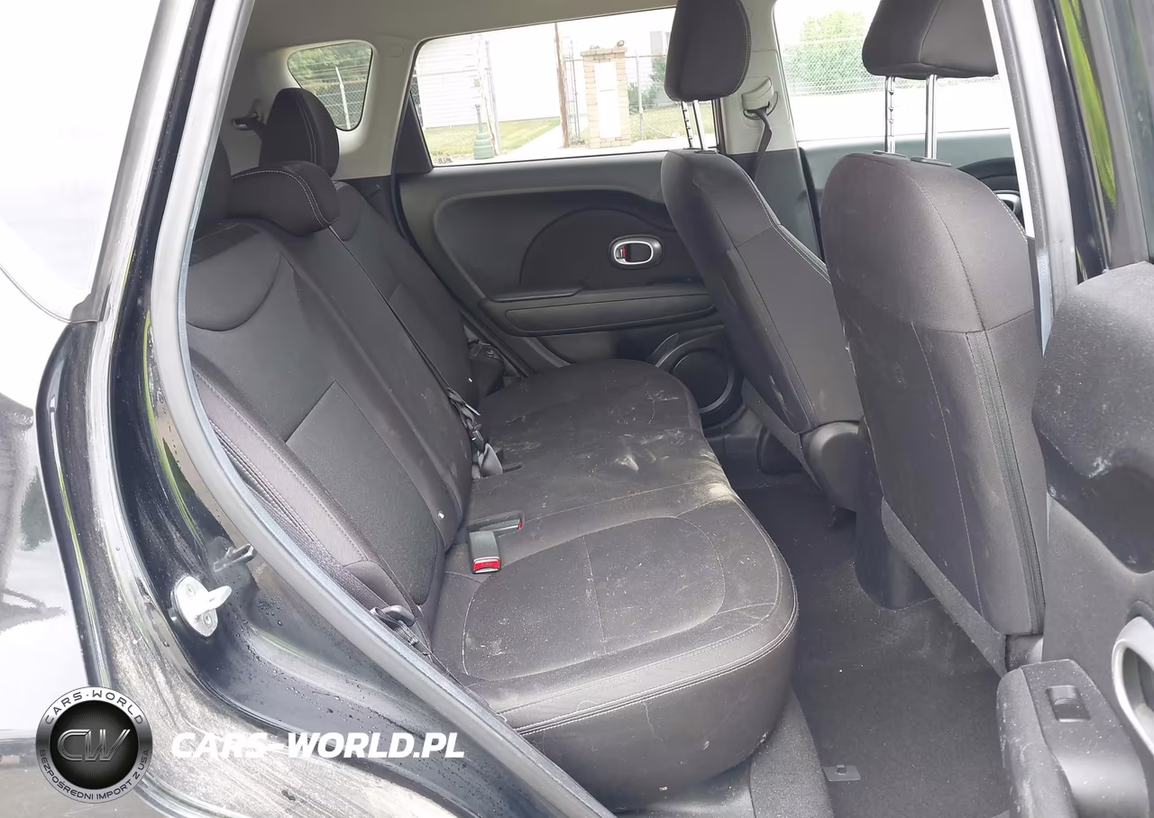 2016 Kia Soul VIN:KNDJN2A21G7348683 - 8