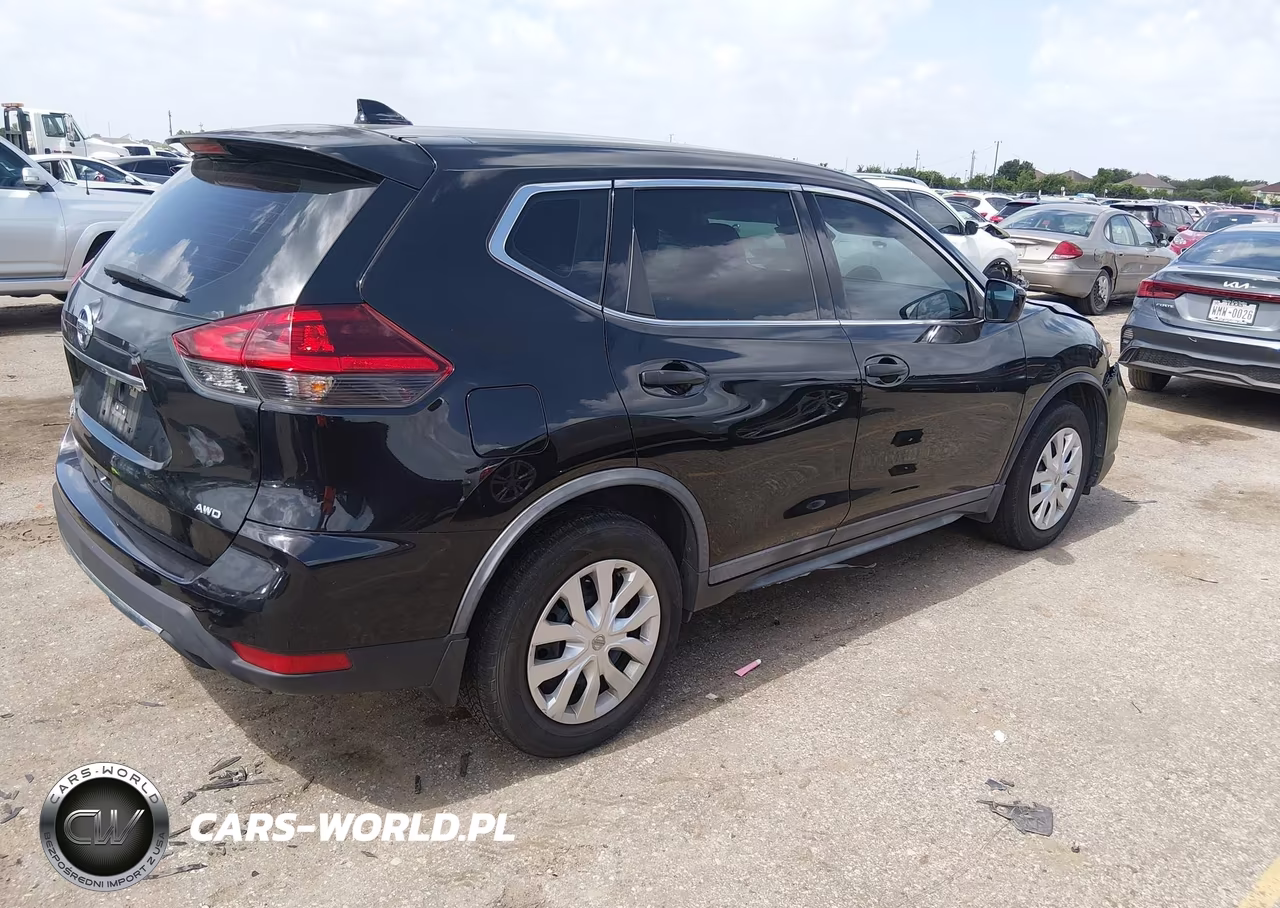 2018 Nissan Rogue S VIN:KNMAT2MV2JP545011 - 4