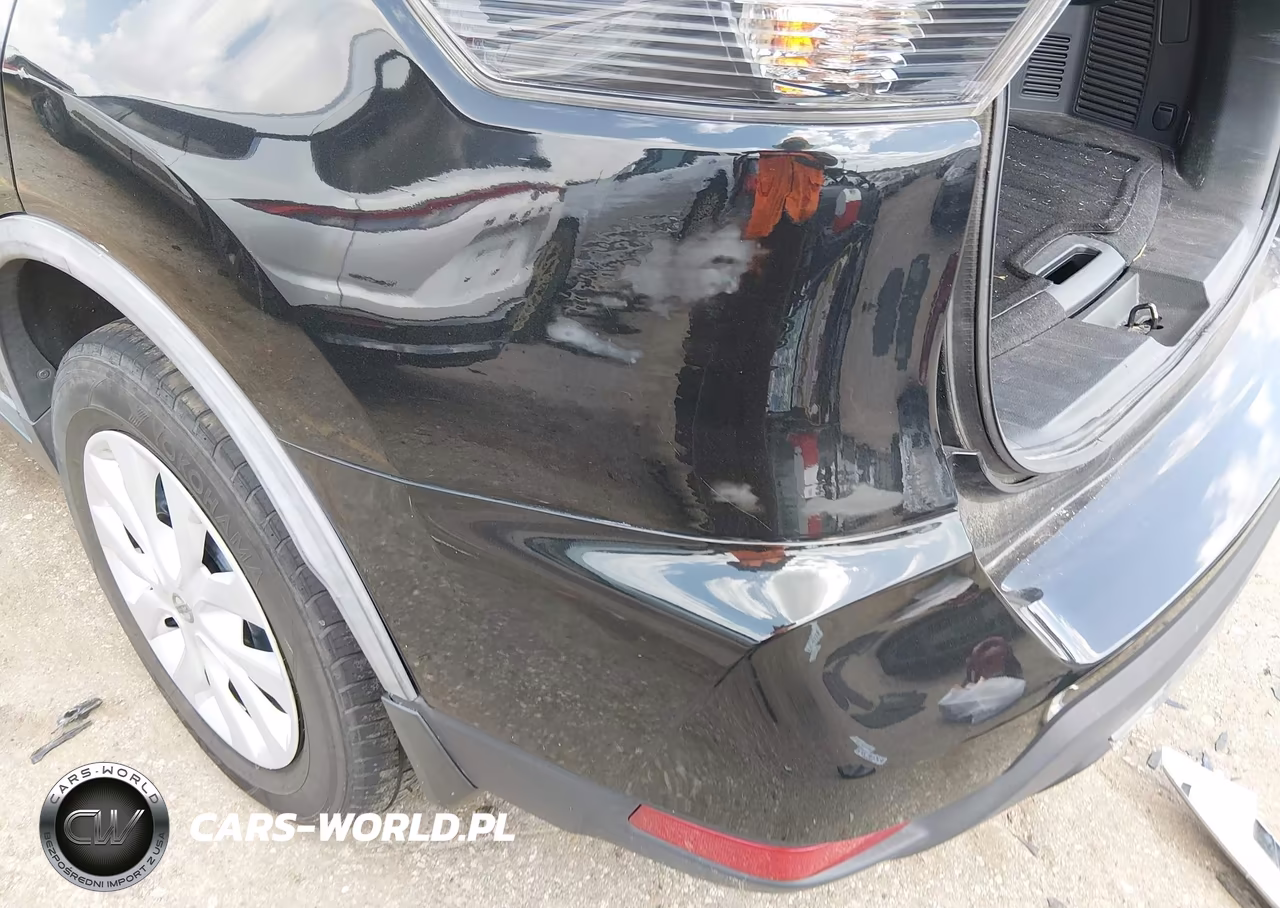 2018 Nissan Rogue S VIN:KNMAT2MV2JP545011 - 6
