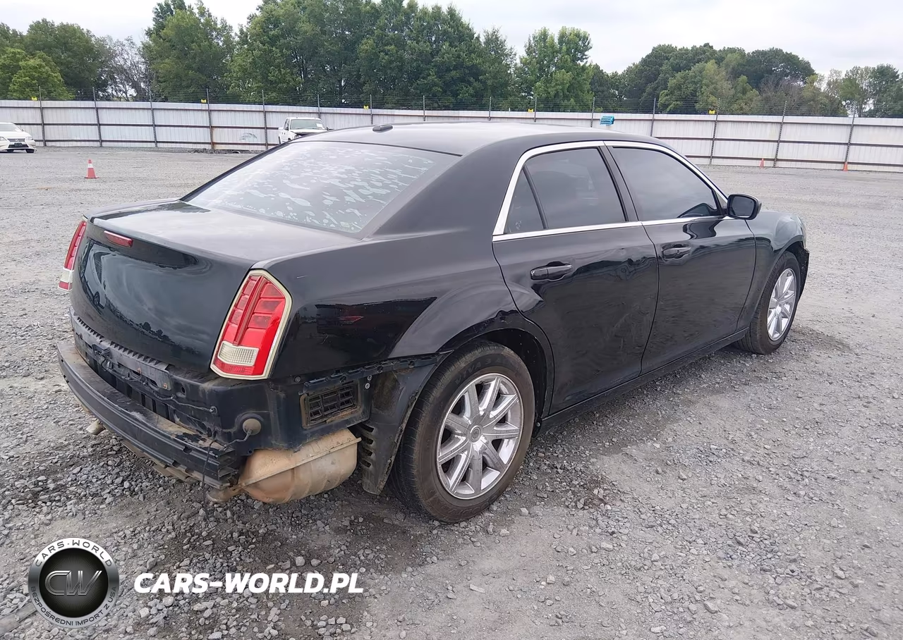2012 Chrysler 300 VIN:2C3CCAAG6CH312978 - 4