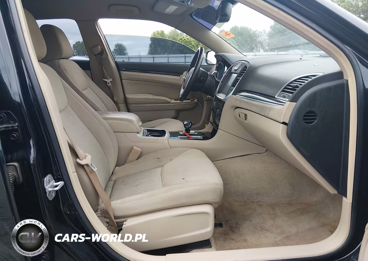 2012 Chrysler 300 VIN:2C3CCAAG6CH312978 - 5