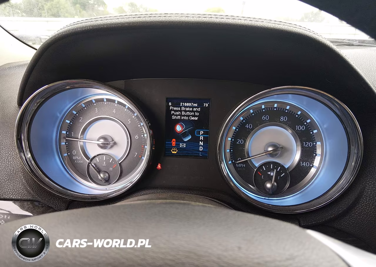 2012 Chrysler 300 VIN:2C3CCAAG6CH312978 - 7