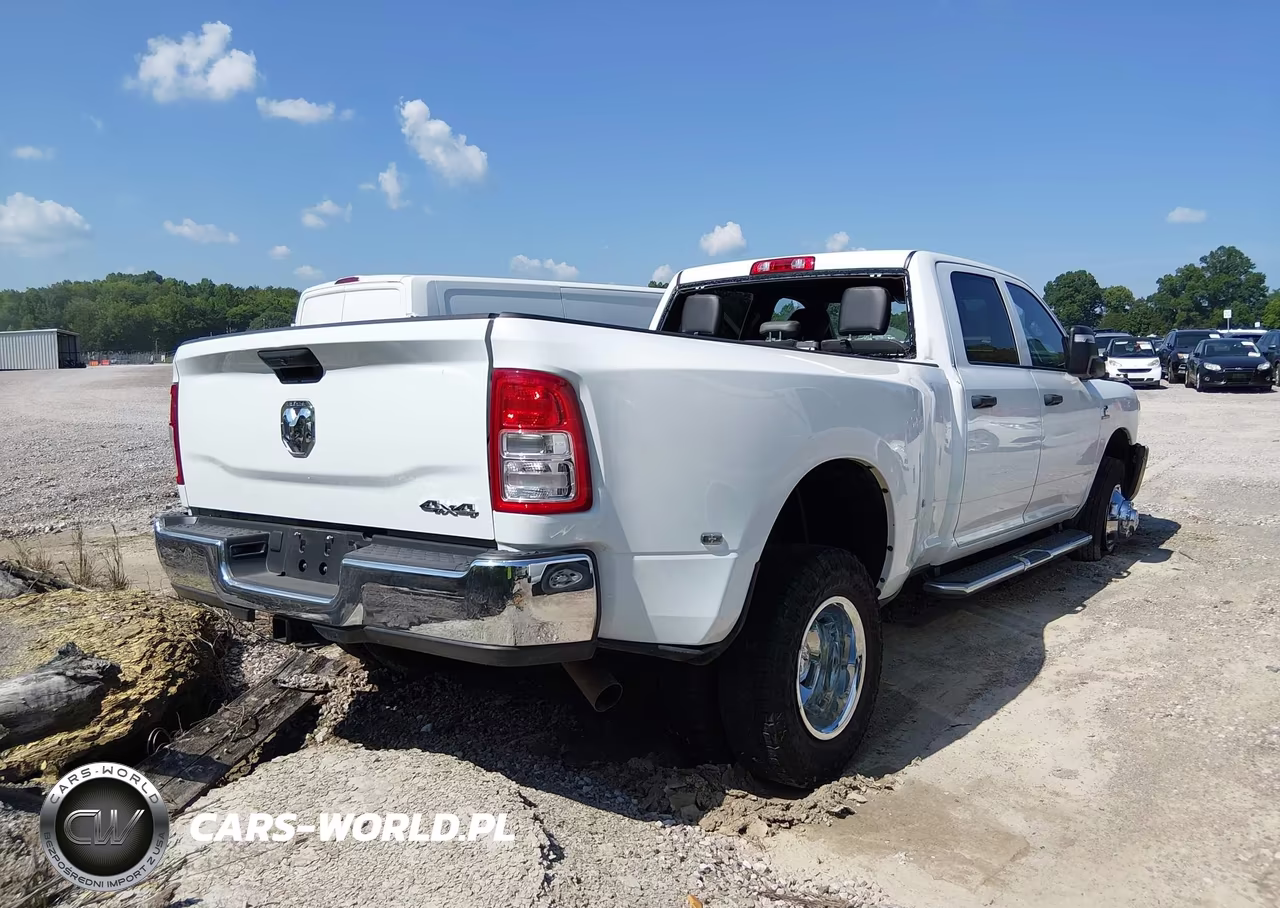 2023 Ram 3500 Tradesman 4X4 8' Box VIN:3C63RRGLXPG554389 - 4