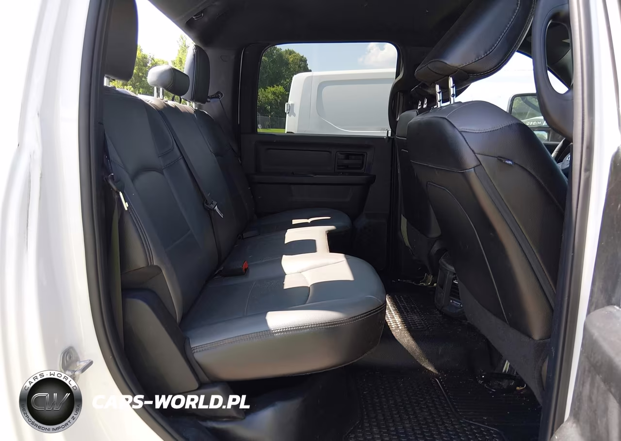 2023 Ram 3500 Tradesman 4X4 8' Box VIN:3C63RRGLXPG554389 - 8