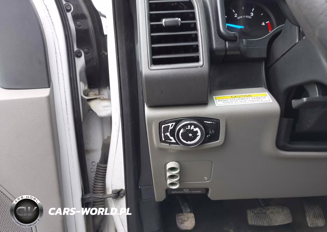 2017 Ford F-550 Chassis Lariat-Xl-Xlt VIN:1FD0X5GTXHEE49527 - 12