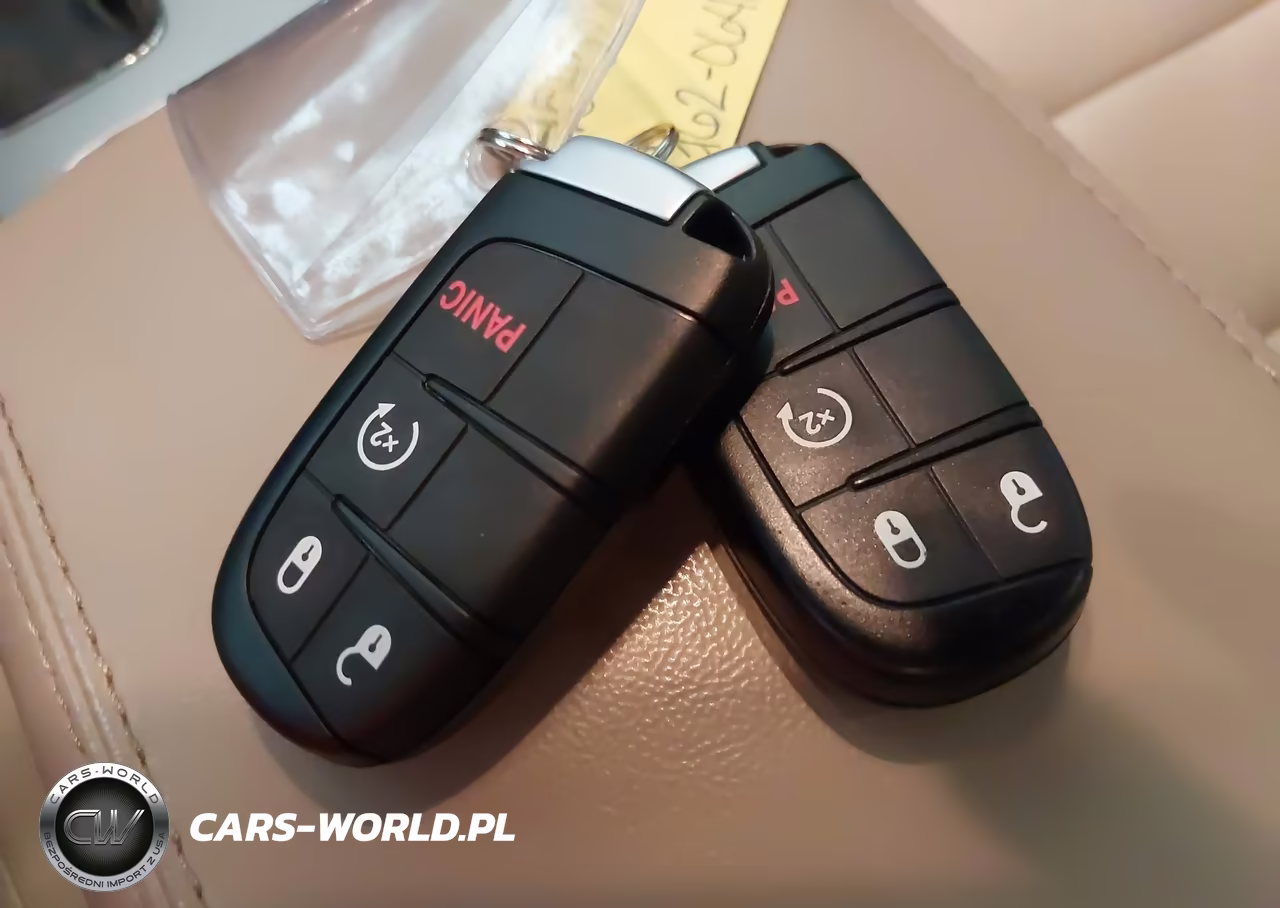 2019 Jeep Grand Cherokee Laredo E 4X4 VIN:1C4RJFAG4KC754233 - 11