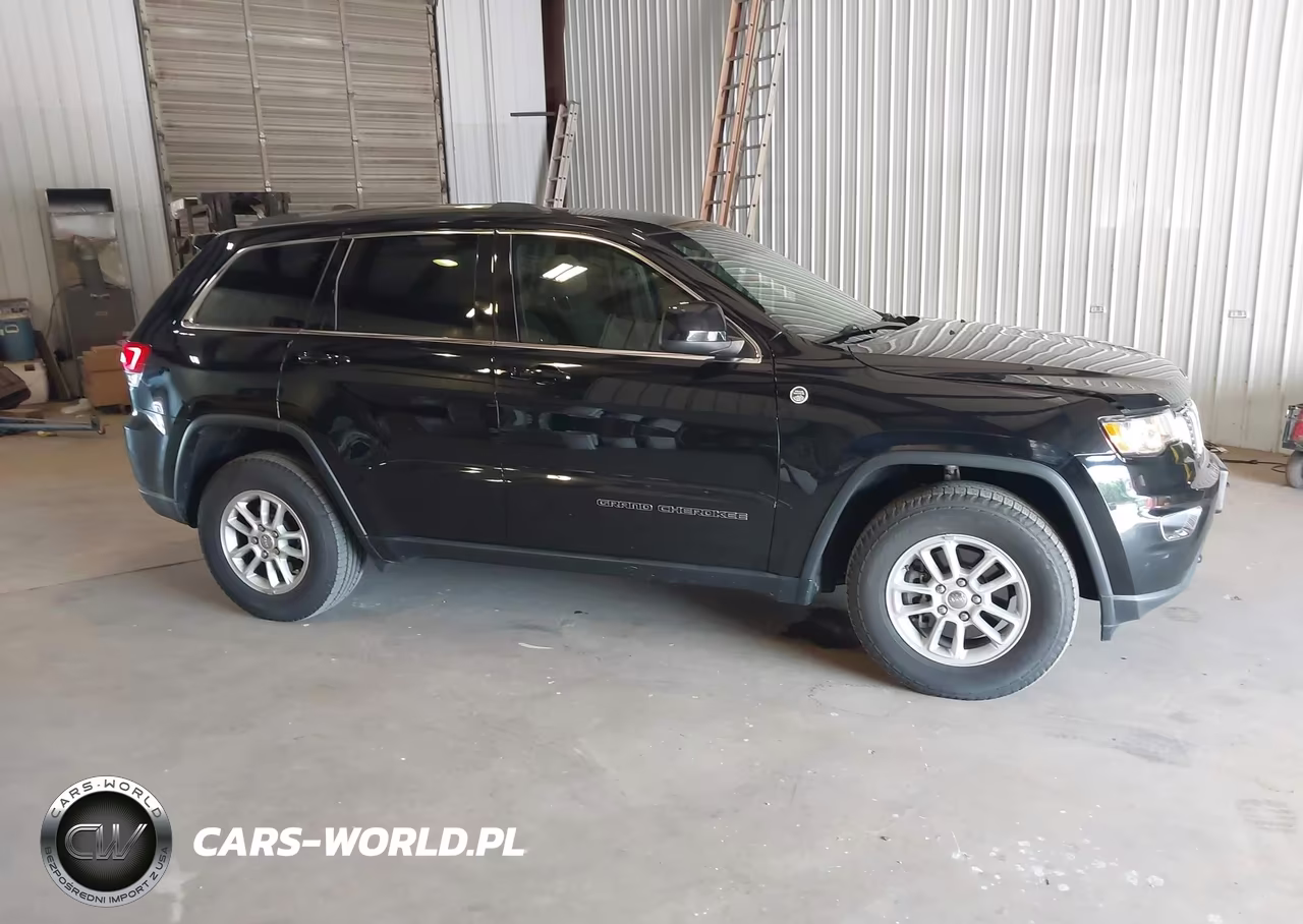 2019 Jeep Grand Cherokee Laredo E 4X4 VIN:1C4RJFAG4KC754233 - 13