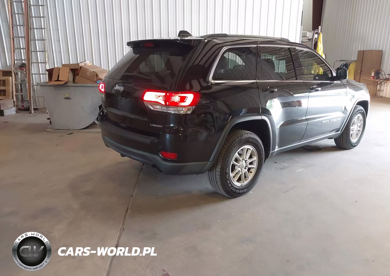 2019 Jeep Grand Cherokee Laredo E 4X4 VIN:1C4RJFAG4KC754233 - 4