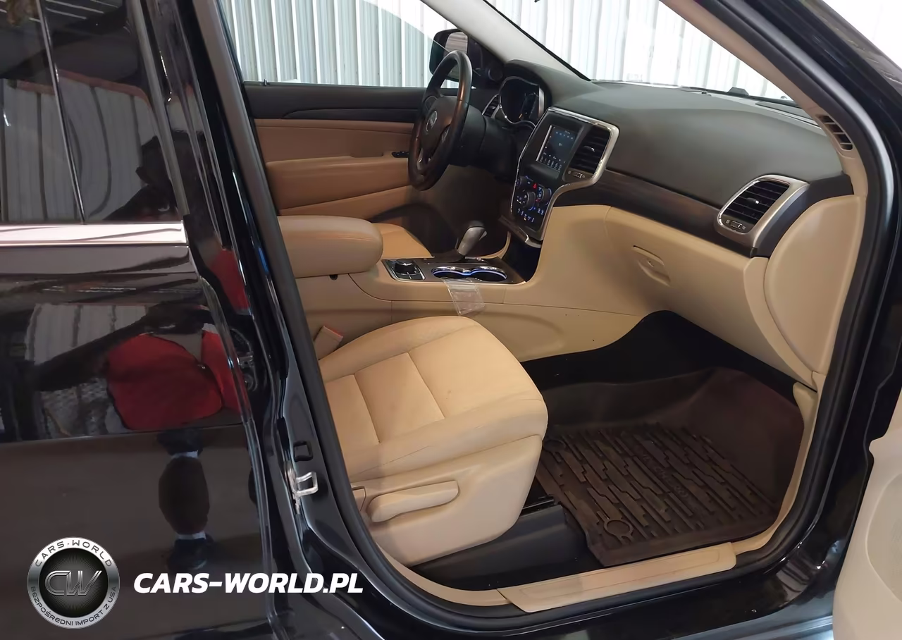 2019 Jeep Grand Cherokee Laredo E 4X4 VIN:1C4RJFAG4KC754233 - 5