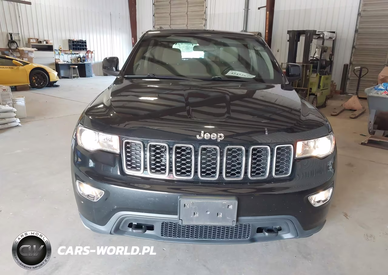 2019 Jeep Grand Cherokee Laredo E 4X4 VIN:1C4RJFAG4KC754233 - 6