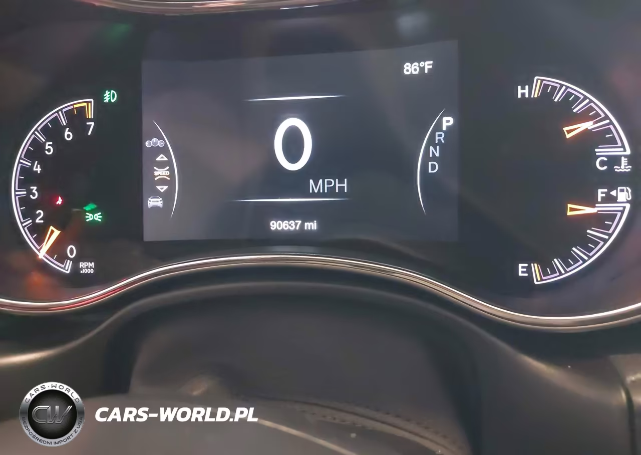 2019 Jeep Grand Cherokee Laredo E 4X4 VIN:1C4RJFAG4KC754233 - 7