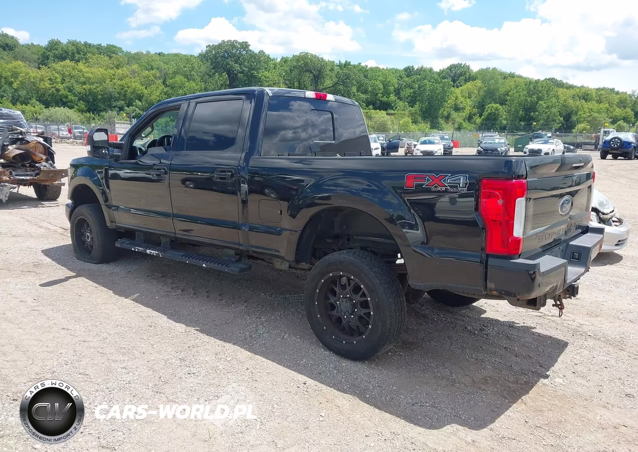 2019 Ford F-350 Lariat VIN:1FT8W3BT9KEE30092 - 3