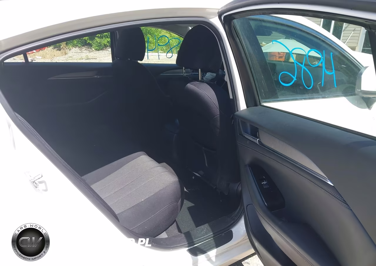 2018 Mazda Mazda6 Sport VIN:JM1GL1UM1J1329665 - 8
