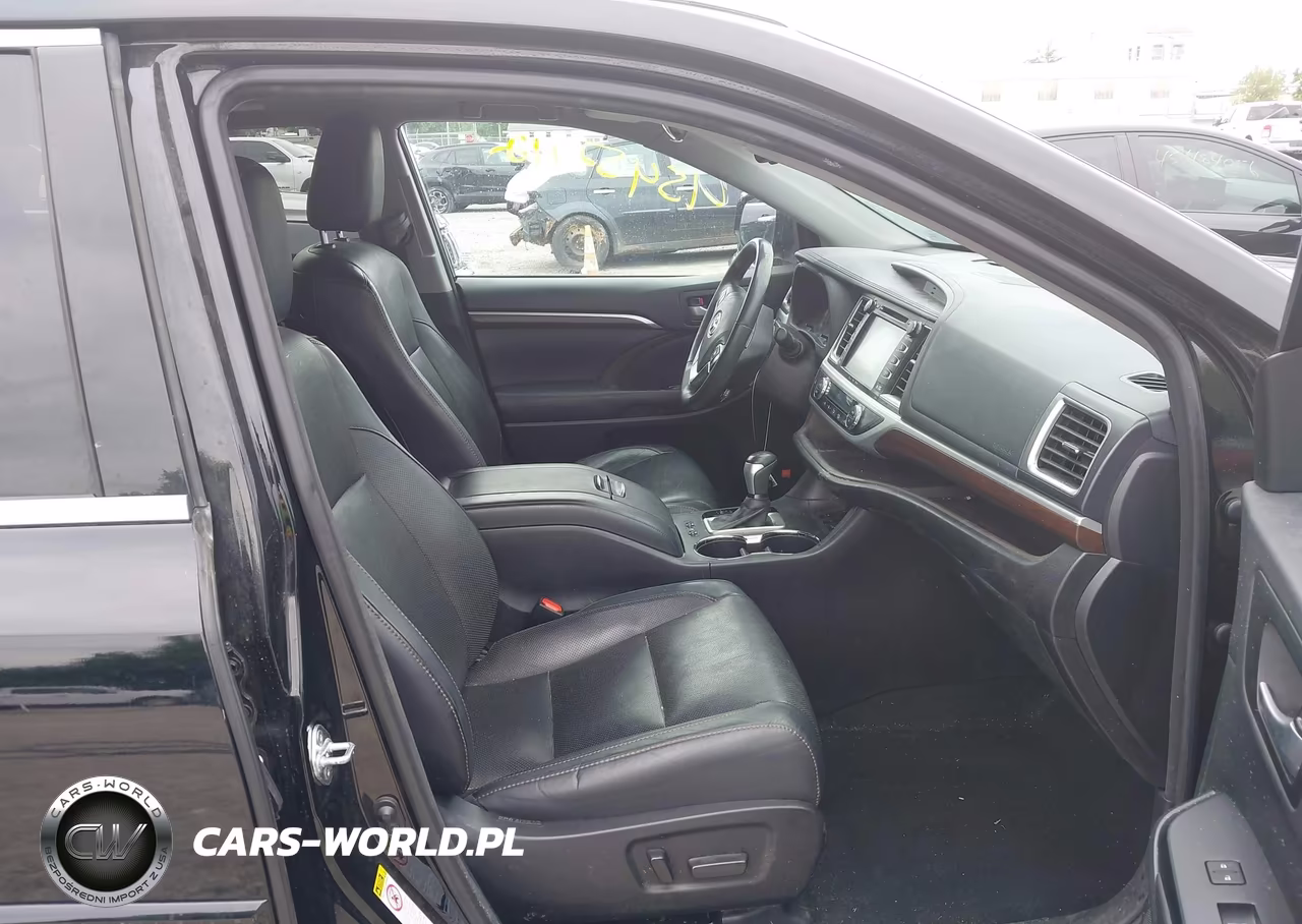 2016 Toyota Highlander Limited Platinum V6 VIN:5TDDKRFH3GS333992 - 5