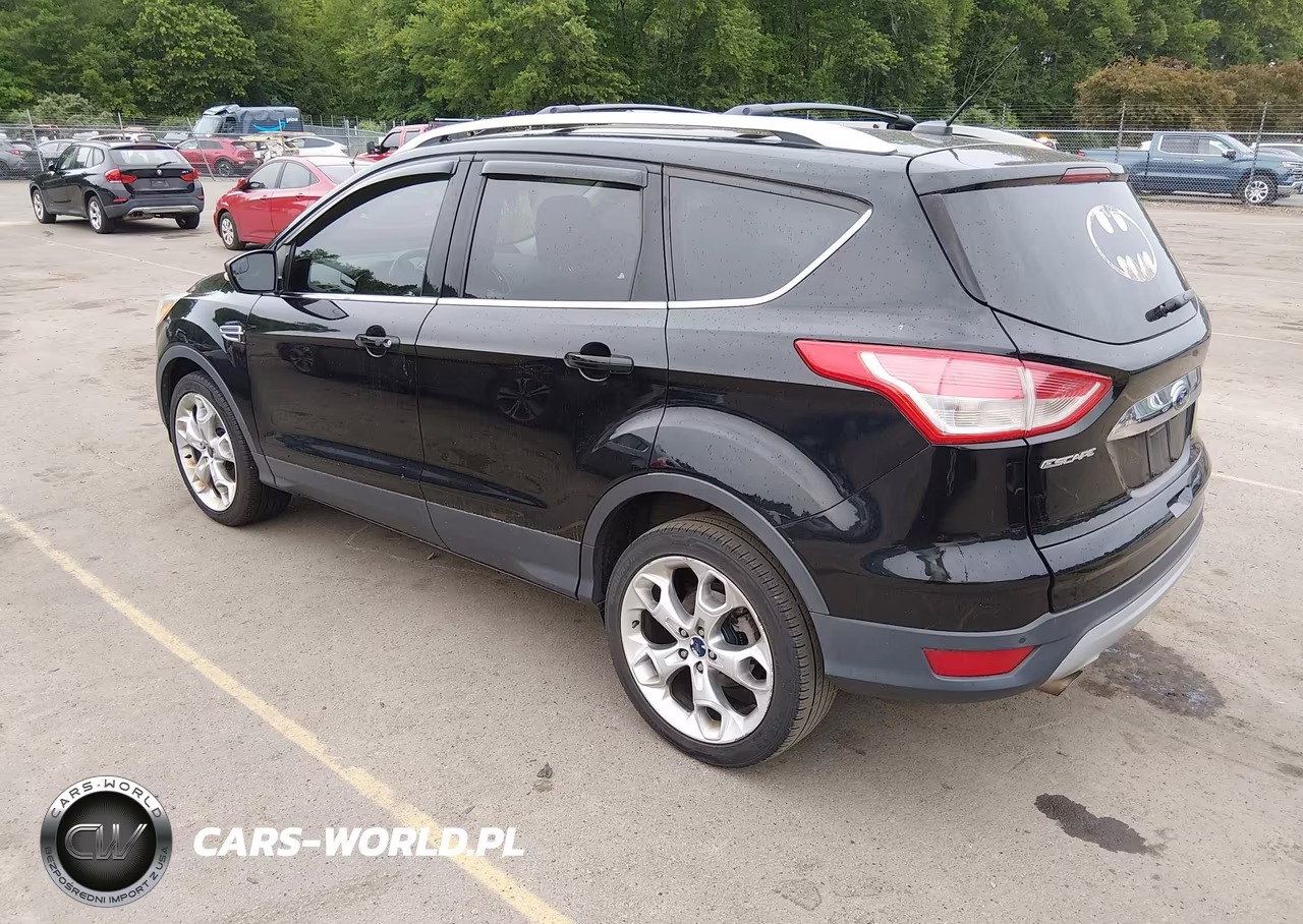 2016 Ford Escape Titanium VIN:1FMCU9J9XGUB49713 - 3