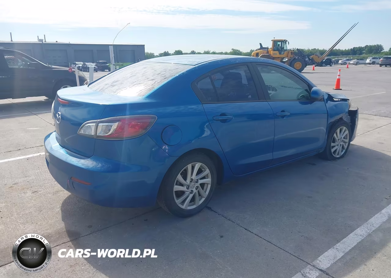 2012 Mazda Mazda3 I Sport VIN:JM1BL1UF1C1603963 - 4