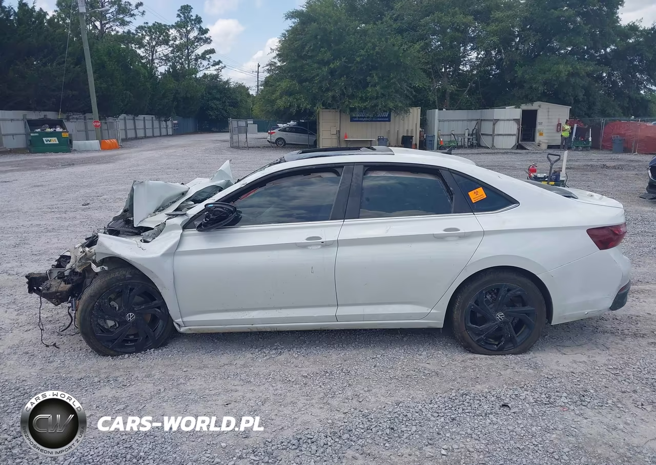 2025 Volkswagen Jetta 1.5T Se VIN:3VW7X7BU3SM039939 - 14