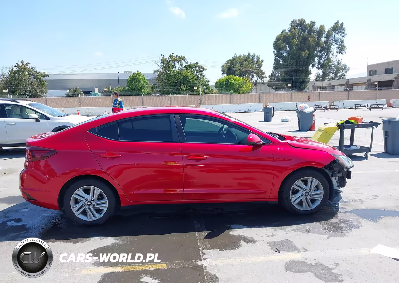 2020 Hyundai Elantra Sel VIN:5NPD84LF6LH603141 - 14