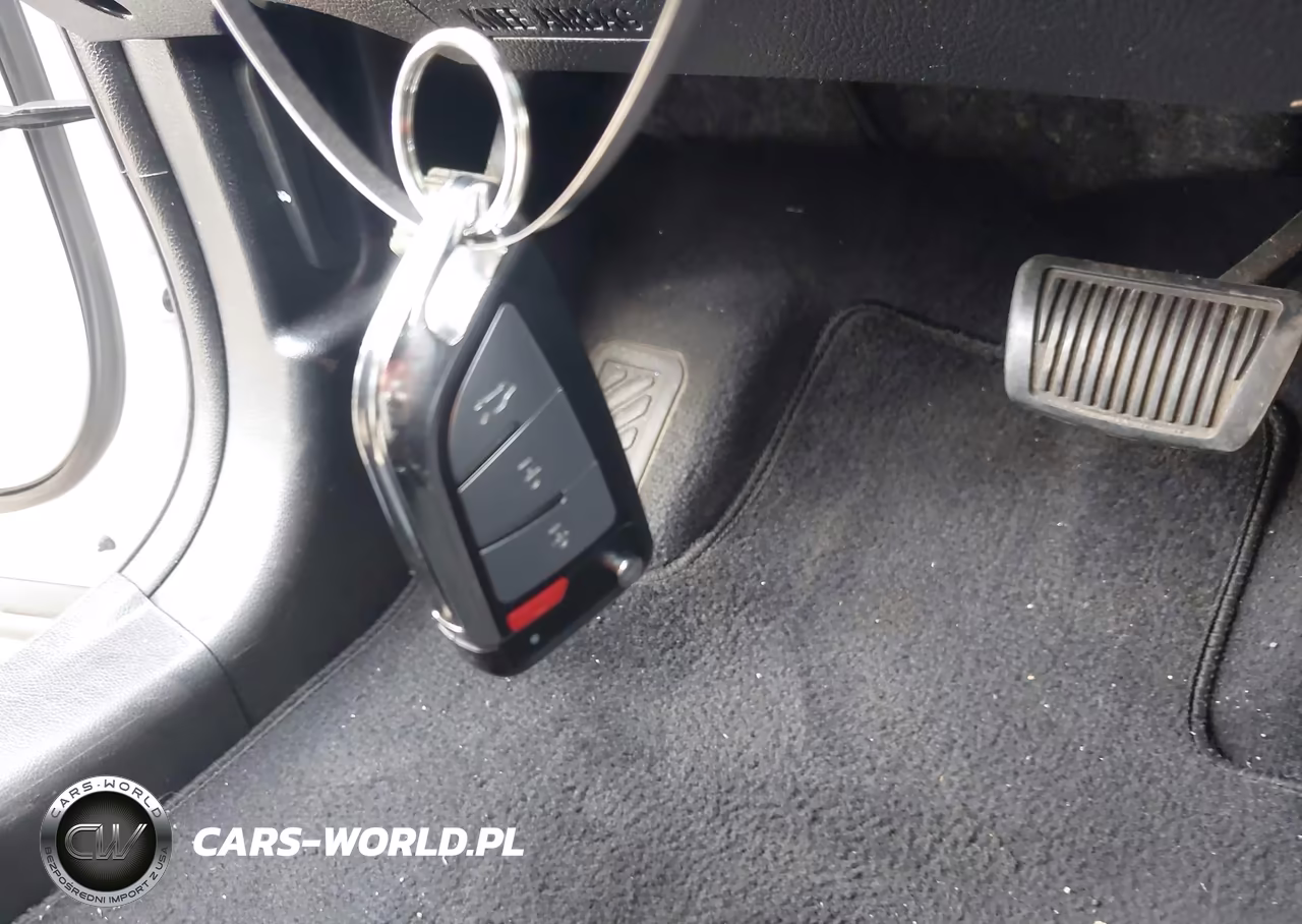 2018 Hyundai Santa Fe Sport 2.4L VIN:5NMZTDLB6JH054679 - 11